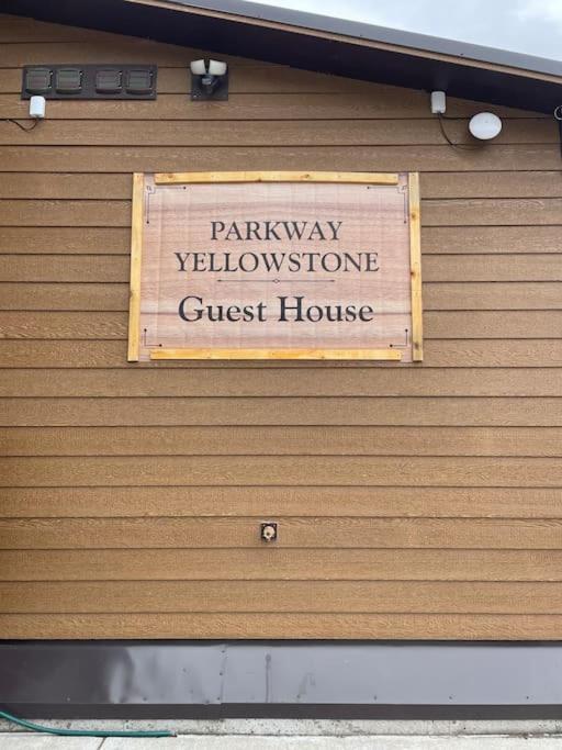 Parkway Yellowstone Guest House Room #1 Gardiner Εξωτερικό φωτογραφία